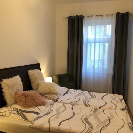קרלובי וארי Apartmany Galeta מראה חיצוני תמונה