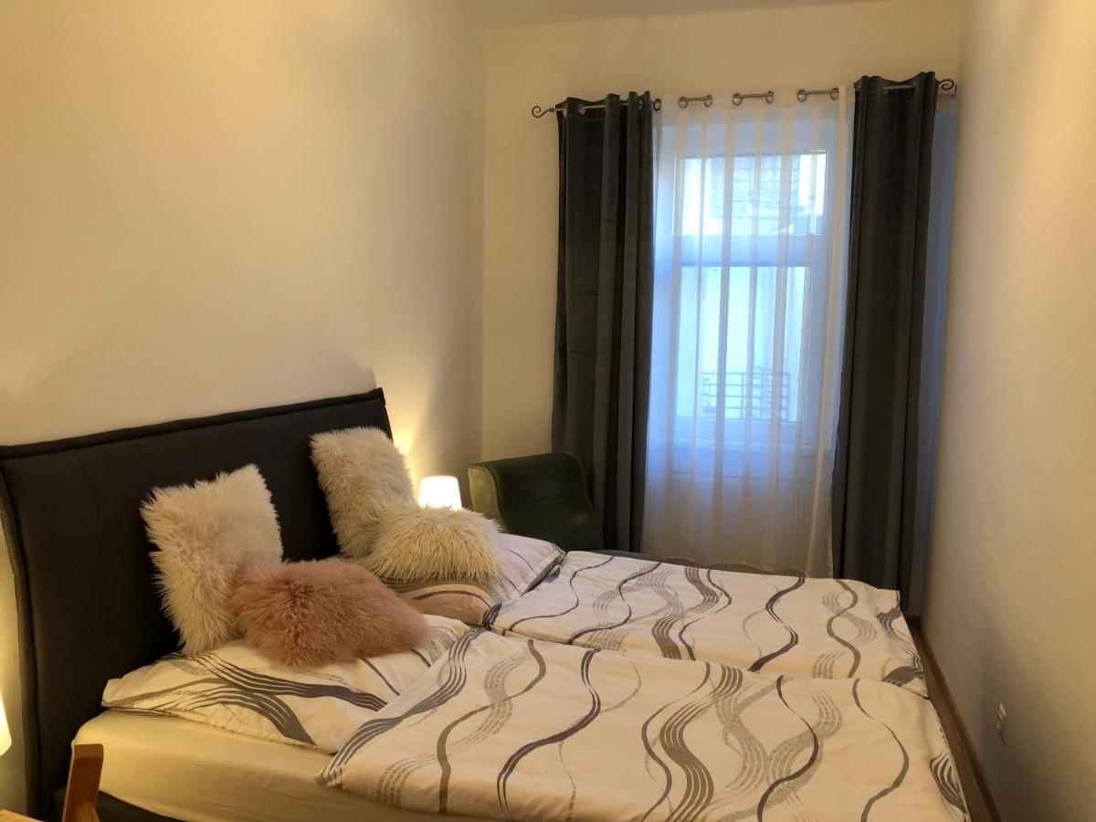 קרלובי וארי Apartmany Galeta מראה חיצוני תמונה