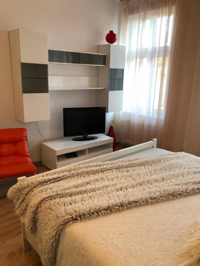 קרלובי וארי Apartmany Galeta מראה חיצוני תמונה