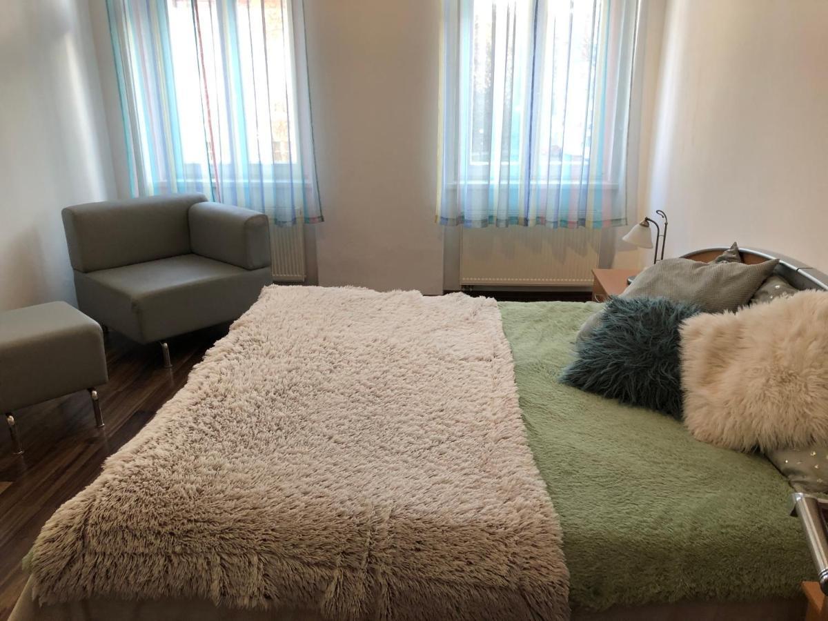 קרלובי וארי Apartmany Galeta מראה חיצוני תמונה
