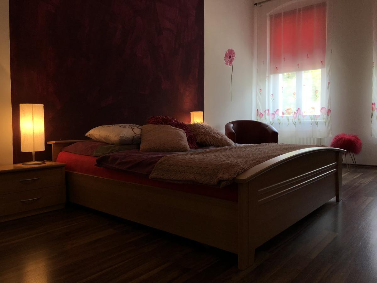 קרלובי וארי Apartmany Galeta מראה חיצוני תמונה
