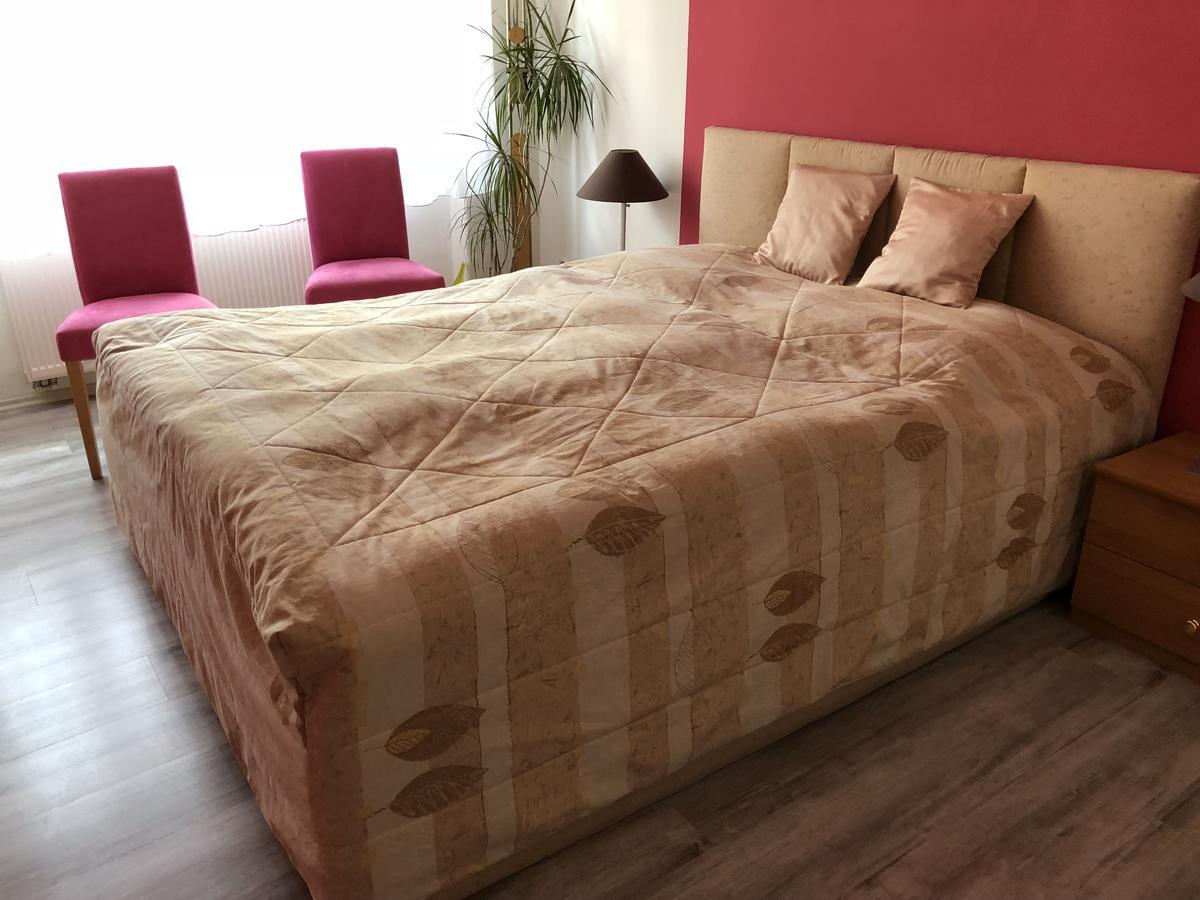 קרלובי וארי Apartmany Galeta מראה חיצוני תמונה